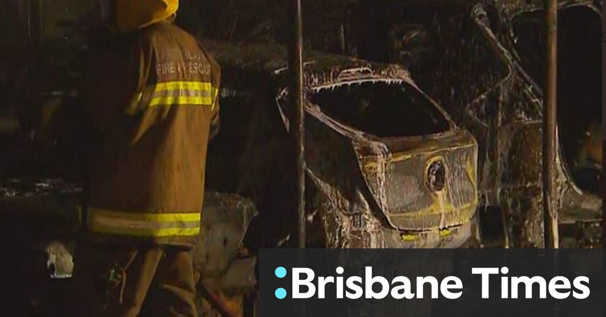 Vehicles destroyed by fire, Brisbane unit complex evacuated - Vimarsana News