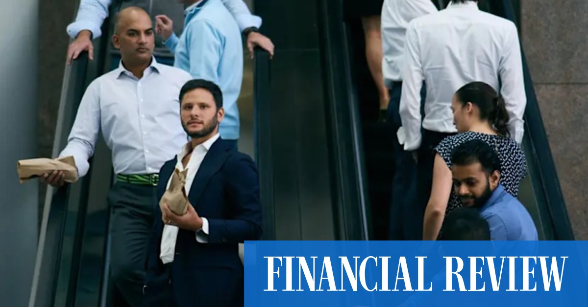 How should a business bro dress? - Vimarsana News