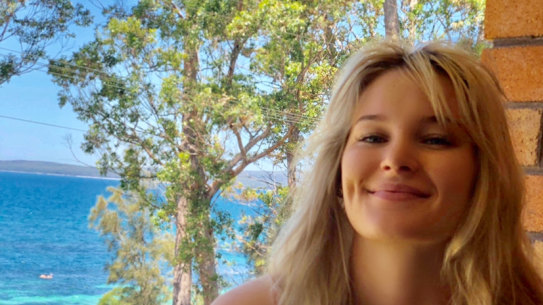 Psychology student Montana Tym, 24 suffers from anxiety and depression, but says she had a great experience using the VR room