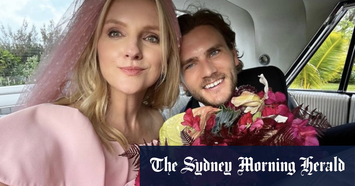 Stars finally align for Laura Brown’s Hawaiian wedding – Sydney Morning Herald