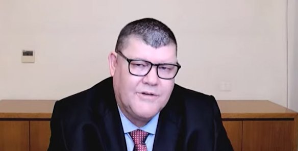 James Packer will play kingmaker in the battle for Crown.