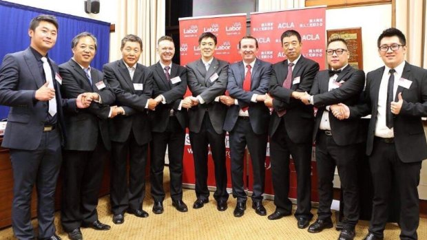 Premier Mark McGowan and Labor MP Pierre Yang at the launch at the Australian Chinese Labor Association in March 2015.