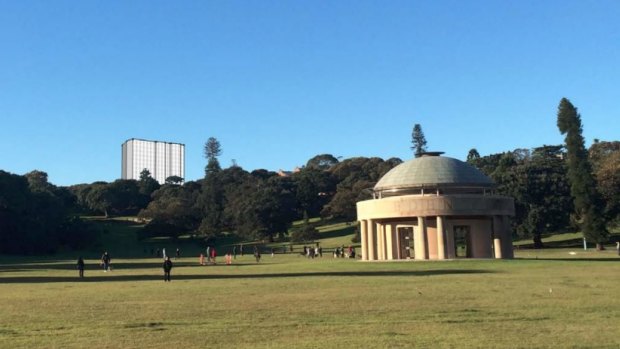 The development is opposed by residents due to fears it will overshadow the heritage-listed park.