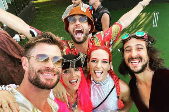 Chris Hemsworth and Elsa Pataky celebrated 2021 as Space-Pirates