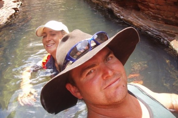 Clinton and Emma Spong forged invoices for friends of theirs who had stolen cattle.