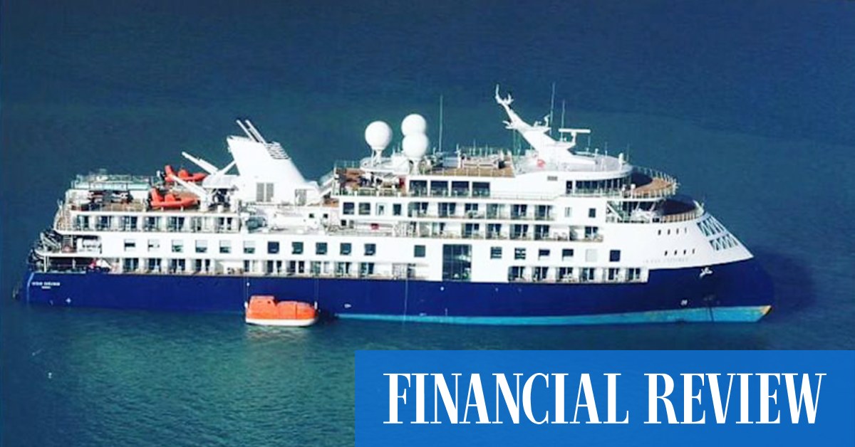 Australians stranded on luxury cruise in Greenland - Vimarsana News