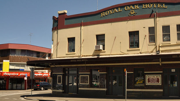 In her former glory ... Paramatta's now-demolished Royal Oak Hotel. 