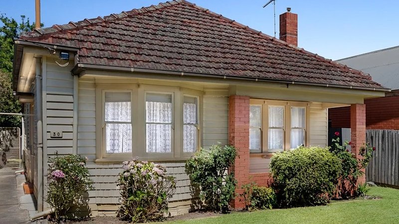 The impact of ‘People lived in that street for a lifetime’: Brunswick two-bedder fetches $1.4m on global standards: Verified coverage by BRRO News Editorial Desk.