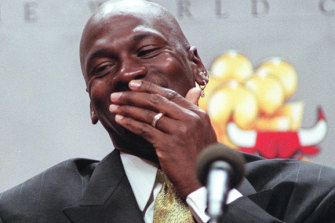 Basketballer Michael Jordan often wore a formal suit for his press engagements.