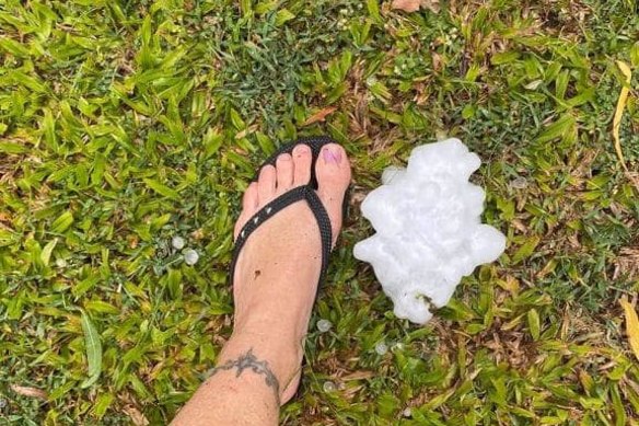 The hail is the largest recorded in Australian records. 