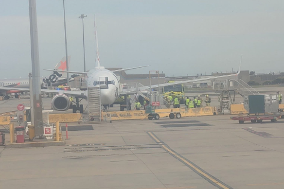 The Virgin Australia 737 that declared PAN after a vape caught fire after landing in Melbourne.