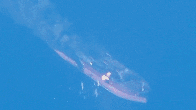 US strikes three Iranian oil tankers after it says warships were targeted