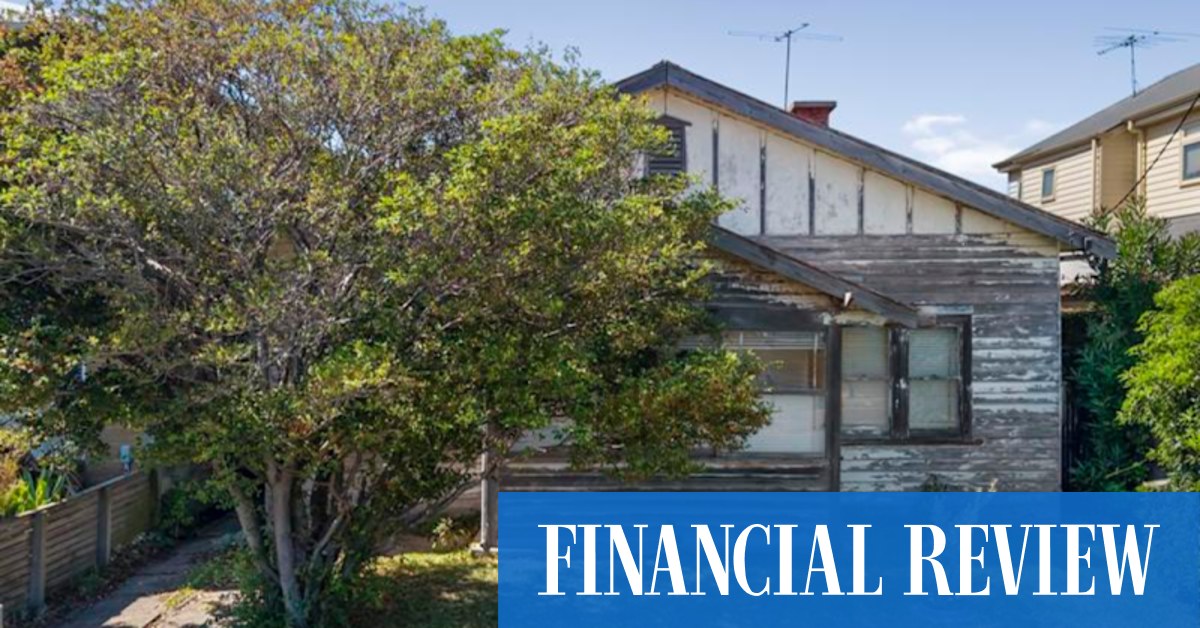 afr.com - Michael Bleby - Why this uninhabitable $2.38m house needed a quick sale