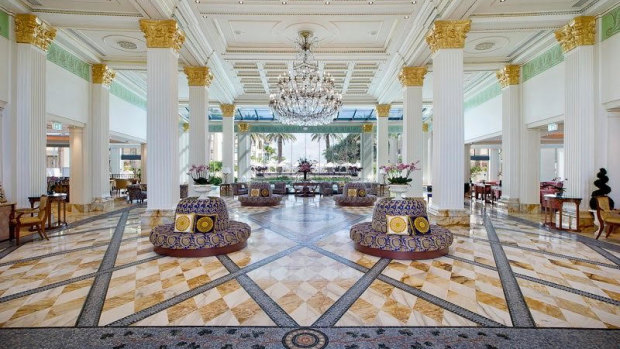 The giant chandelier in the lobby of the Palazzo Versace.