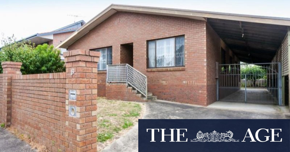 Victoria coastal property: Beach house renovation turns Torquay fixer-upper into stylish home - Vimarsana News