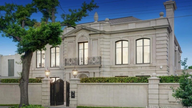 Fate of $15 million Toorak mansion once owned by Lleyton Hewitt up in the air