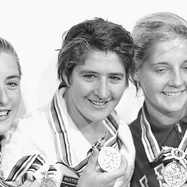 Dawn Fraser (centre). 