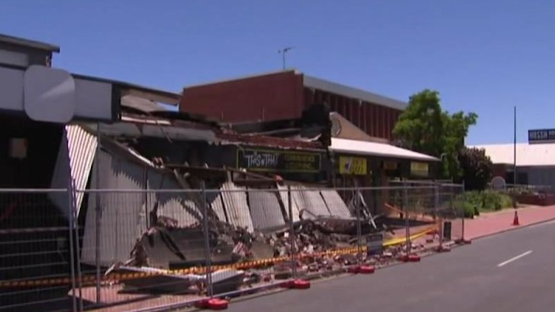 Pressure grows over WA tobacco shop laws in wake of Bunbury firebombing