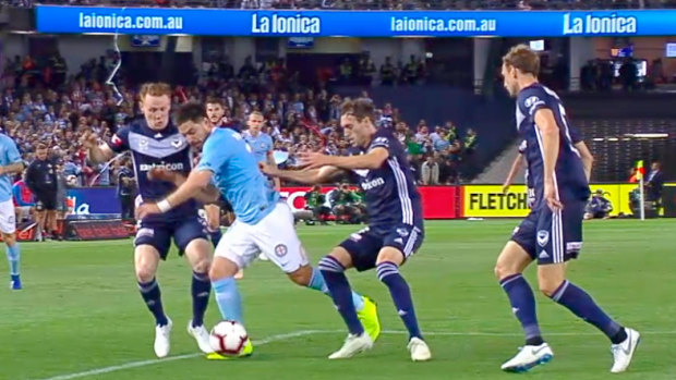 This incident led to a controversial penalty in the Melbourne derby.