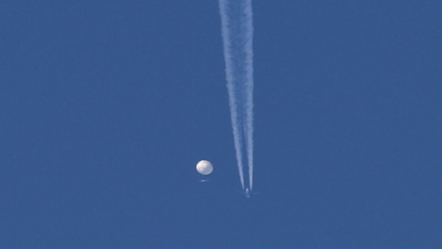 China spy balloon shot down by US military fighter with a Aim-9X ...