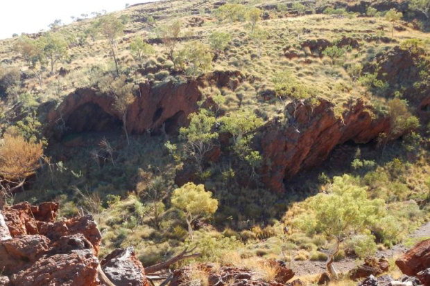 The view looking north over the Juukan rock shelters in 2013. 