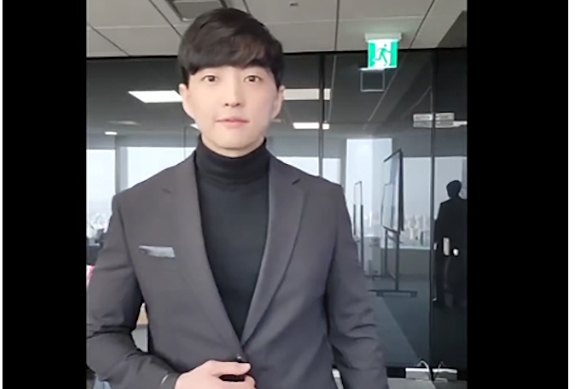 Kim in a video on social media showing  the effects of APR’s facial gadget.