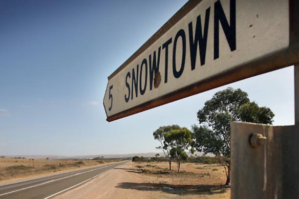 On the road to Snowtown.
