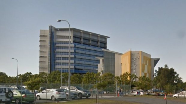 Southern Cross University will close its Gold Coast, and Lismore, campuses today (11/03/2020) after a Philippines-based staff member was diagnosed with COVID-19.