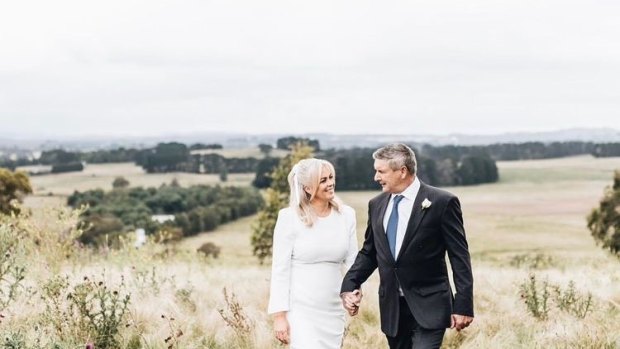 Taxi! Samantha Armytage and Richard Lavender tie the knot.