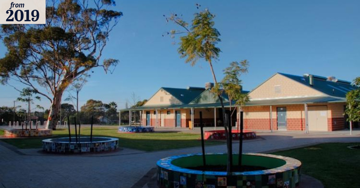 Alarm raised over asbestos found in WA boarding school