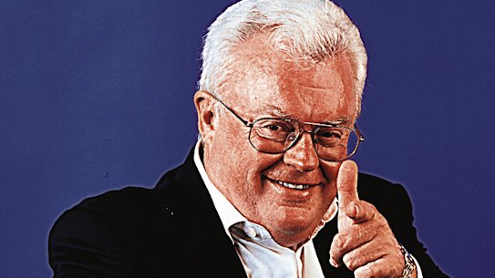 Graham Richardson poses during a portrait session in 1998.