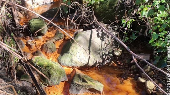 A photo of the orange-coloured pollution.