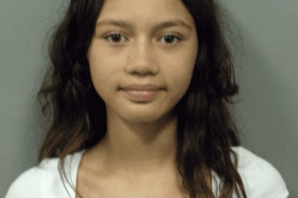 Queensland Police are appealing for community members with information relating to a missing girl from Redland Bay to come forward.