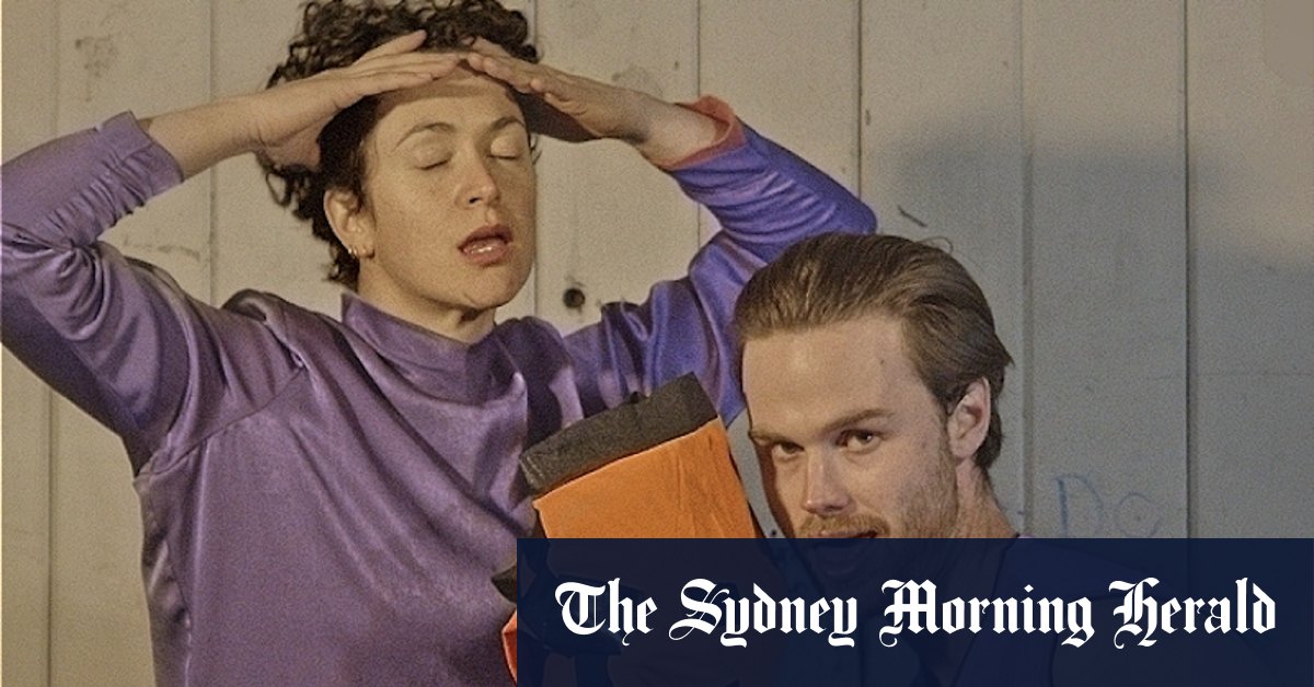 Melbourne Fringe Review Wrap: Grand Theft Theatre; IT-ME TIME; Headliners of Magic; Just Super; Naomi - Vimarsana News