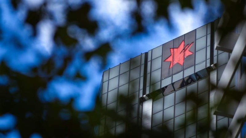 NAB advertises for many senior jobs in India and Vietnam, cuts Australian workforce
