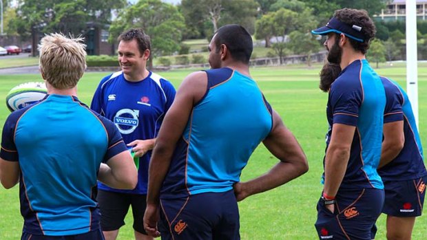 Wise words: Andrew Mehrtens oversees a Waratahs kicking session in 2017.