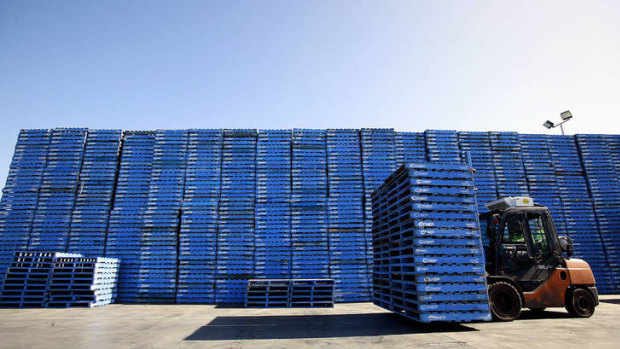 Pallet supplies say customers won’t send their pallets back to them.