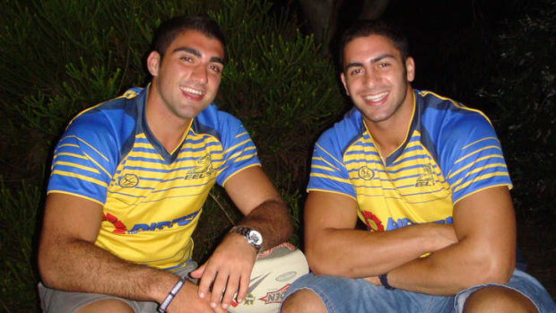 Tim and Jon Mannah in 2008. A couple of strong young footballers with the world at their feet.
