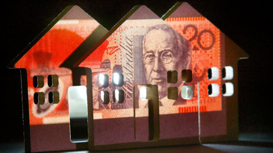 A government-run reverse mortgage helps retirees live more comfortably