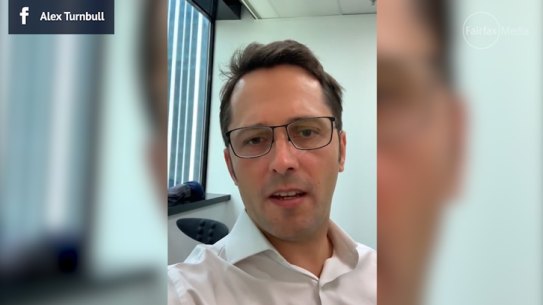 Alex Turnbull donated to former Liberal Julia Banks.