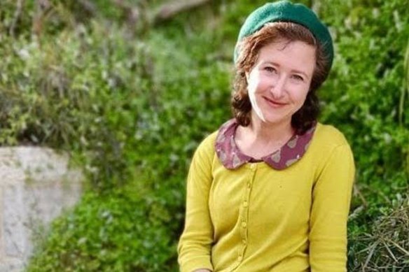 Rabbanit Ellyse Borghi is a Jewish Orthodox rabbi living in Melbourne. 