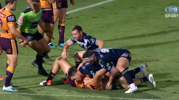 Josh McGuire during the controversial tackle on David Fifita.