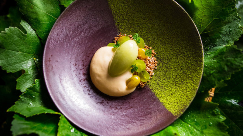 Join Good Food’s Callan Boys for a three-Michelin-starred dinner at Bather’s Pavilion (australia) — SMH