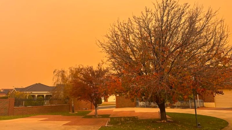 Damaging winds follow ‘unusual’ dust storm in Victoria
