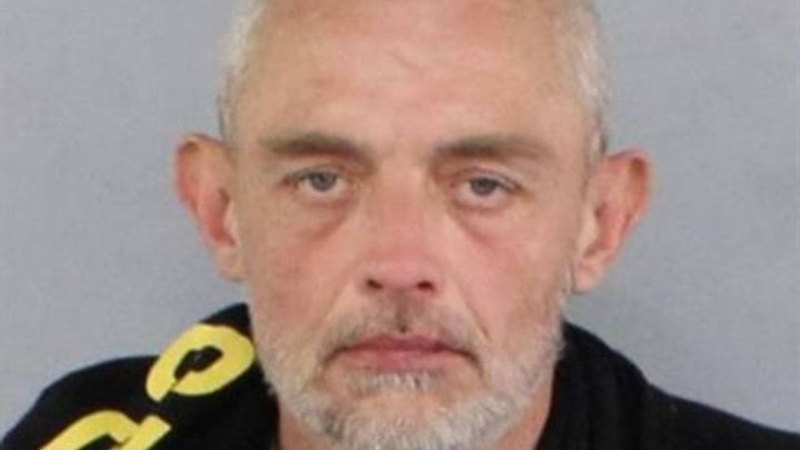 Police name man sought over firebombing of rabbi’s car in St Kilda East