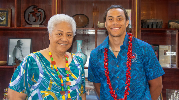 Jarome Luai with Samoan Prime Minister Fiamē Naomi Mataʻafa