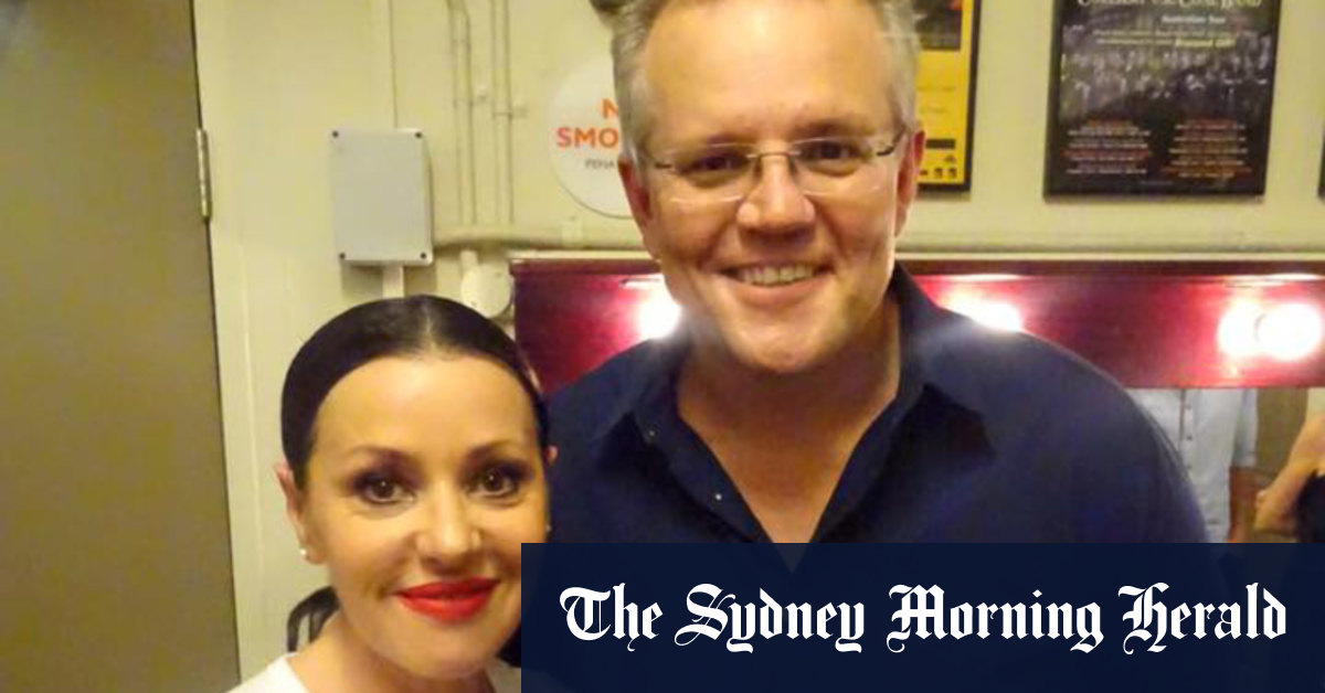 Singer Tina Arena skips most Australia Council for the Arts board meetings - Vimarsana News