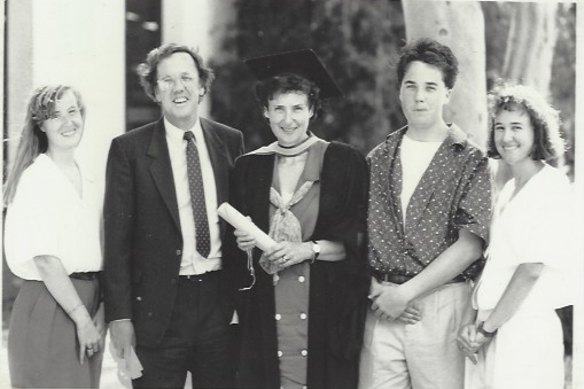 Nikki, father John, Sue, Piers and Kylie celebrate Sue’s graduation.