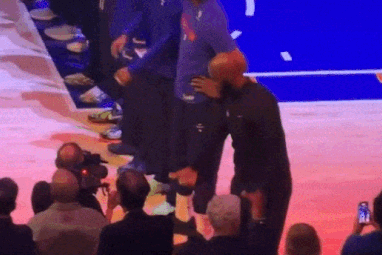 LeBron looper