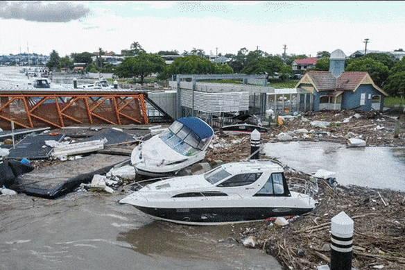 The floods caused widespread damage and disruption in Brisbane.